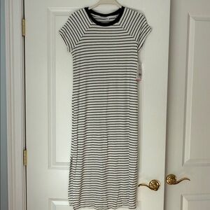 Women’s maternity dress